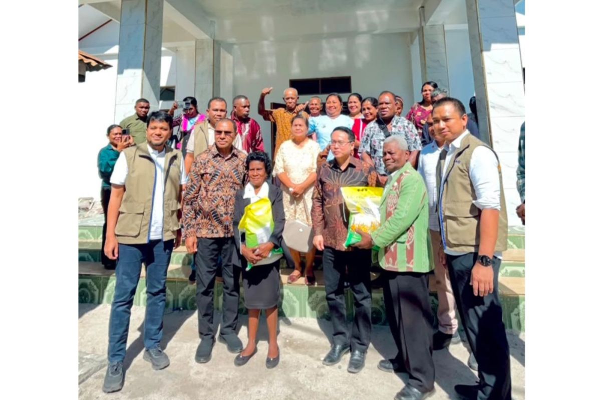 Stok Beras Berlimpah, BULOG Perkuat Gerakan Pangan Murah di Alor