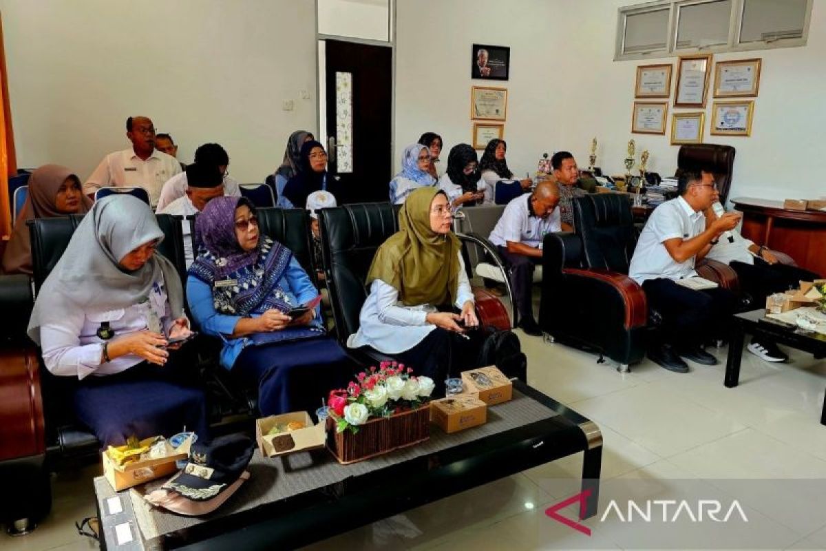 Dinkes Natuna sosialisasikan penonaktifan JKN PBI ke warga mampu