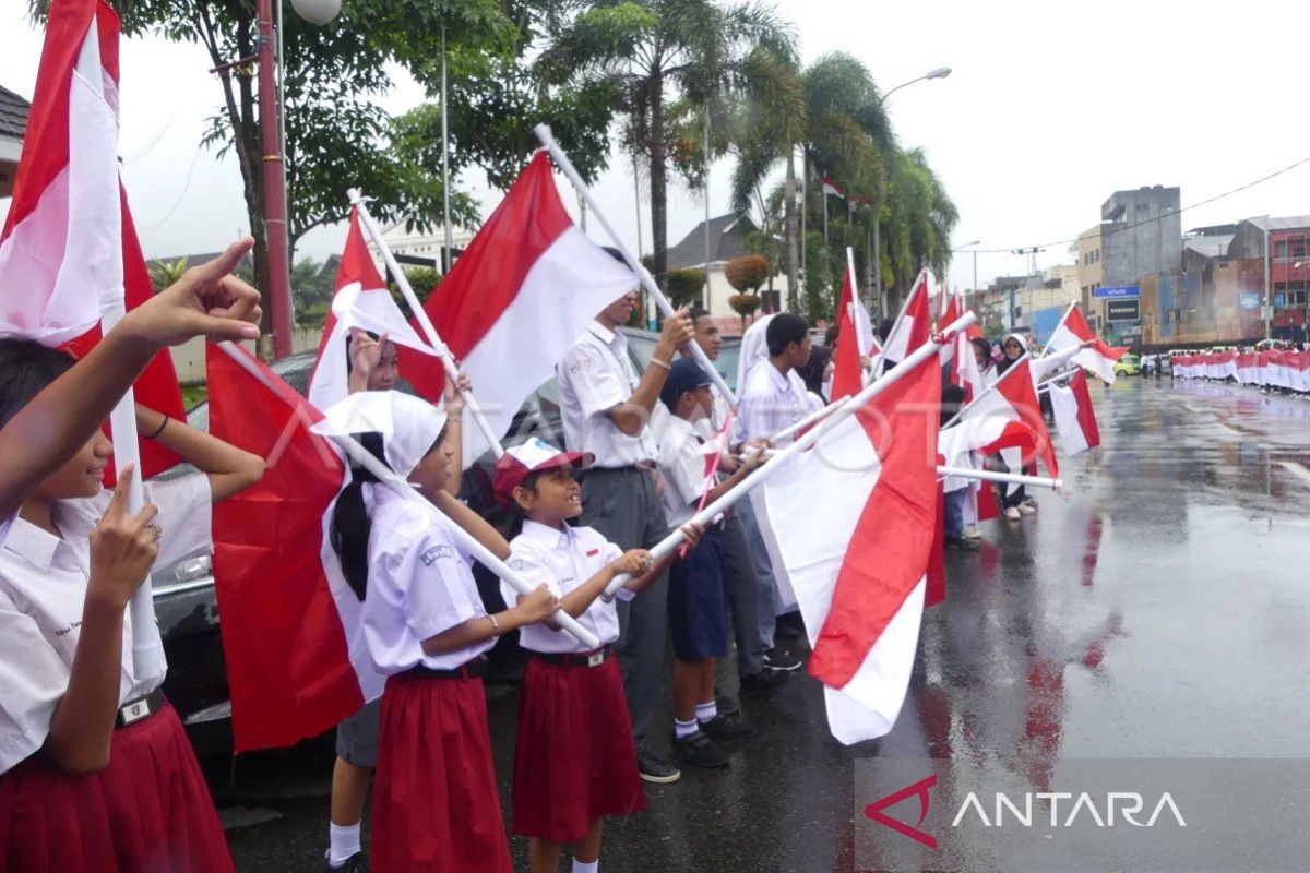 MUI ungkap hukum pakai baju lawan jenis saat lomba 17 Agustus