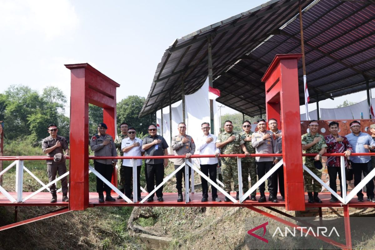 Polda Sumsel bangun 81 Jembatan Merah Putih Presisi