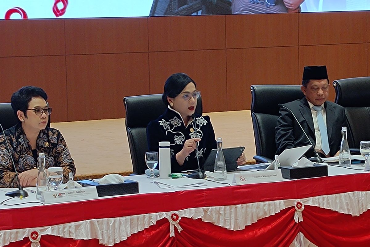 OJK: Tak ada pengecualian pengawasan sektor keuangan terkait Danantara