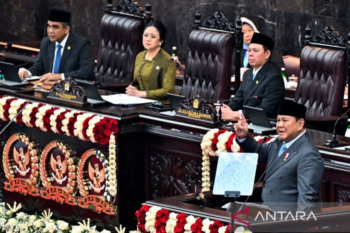 Prabowo: Keuntungan BUMN digunakan untuk percepat hilirisasi - ANTARA News Jawa Timur