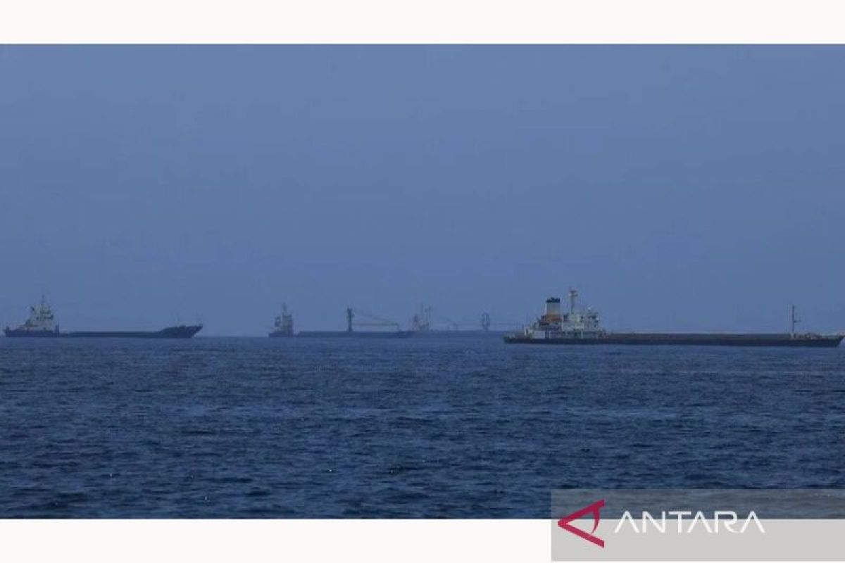 Menlu G7 desak Houthi hentikan serang kapal kargo