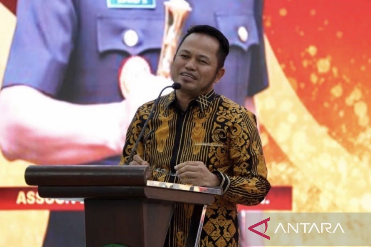 Pemprov Kaltim-Bulog salurkan 62 ton beras atasi rawan pangan di Mahulu - ANTARA News Kalimantan Timur