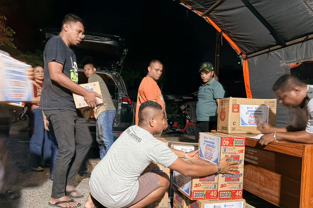 Jamkrindo salurkan bantuan awal bagi korban gempa Flores