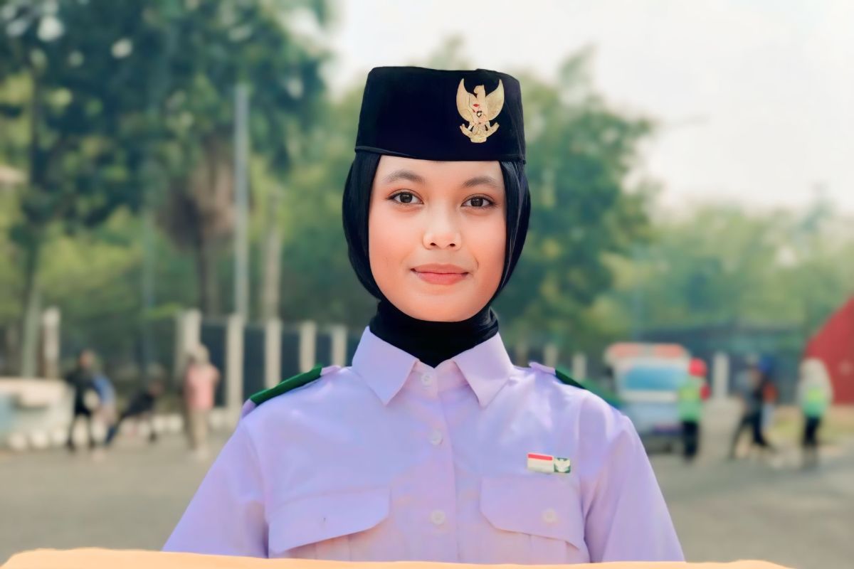 Siswi SMAN 1 Palembang Caliya Azaria Ivana bangga jadi pembawa baki Upacara HUT RI