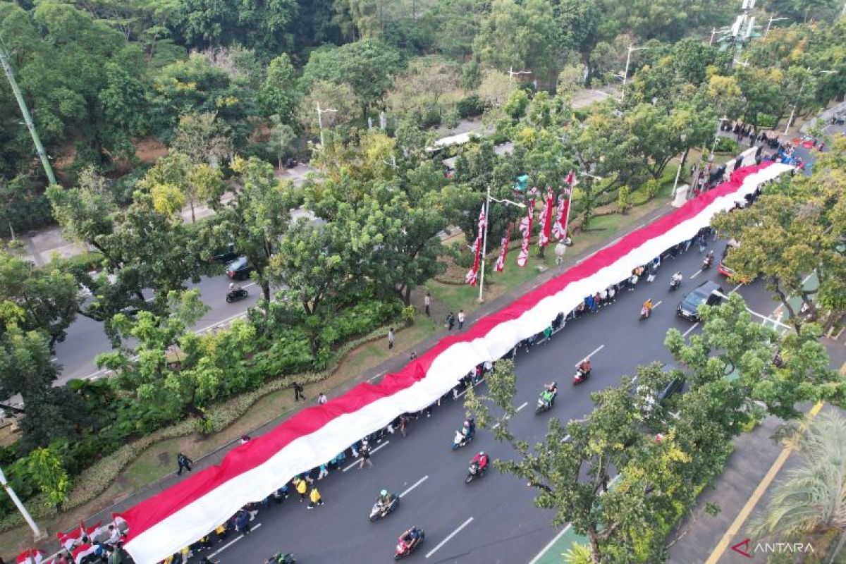 Pemuda dan mahasiswa gelar Kirab Merah Putih di Jakpus