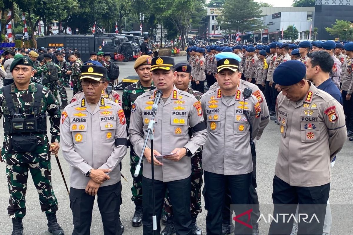 21 orang yang bawa barang berbahaya diamankan saat unjuk rasa