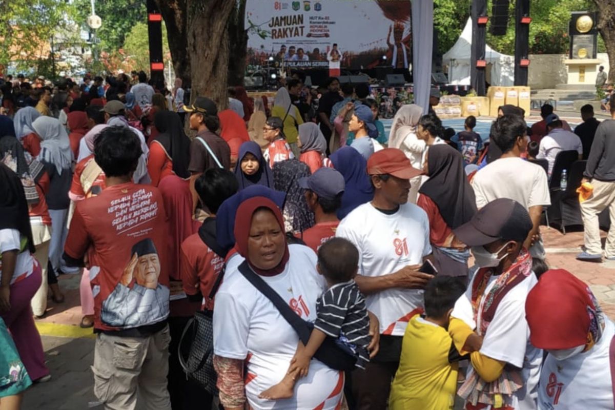Ribuan warga Kepulauan Seribu nikmati Jamuan Rakyat di Pulau Pramuka