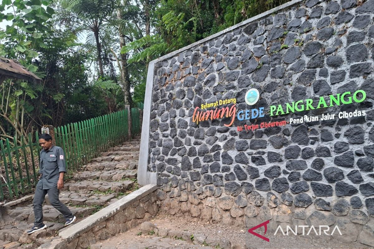 TNGGP perpanjang penutupan pendakian Gunung Gede selama dua pekan