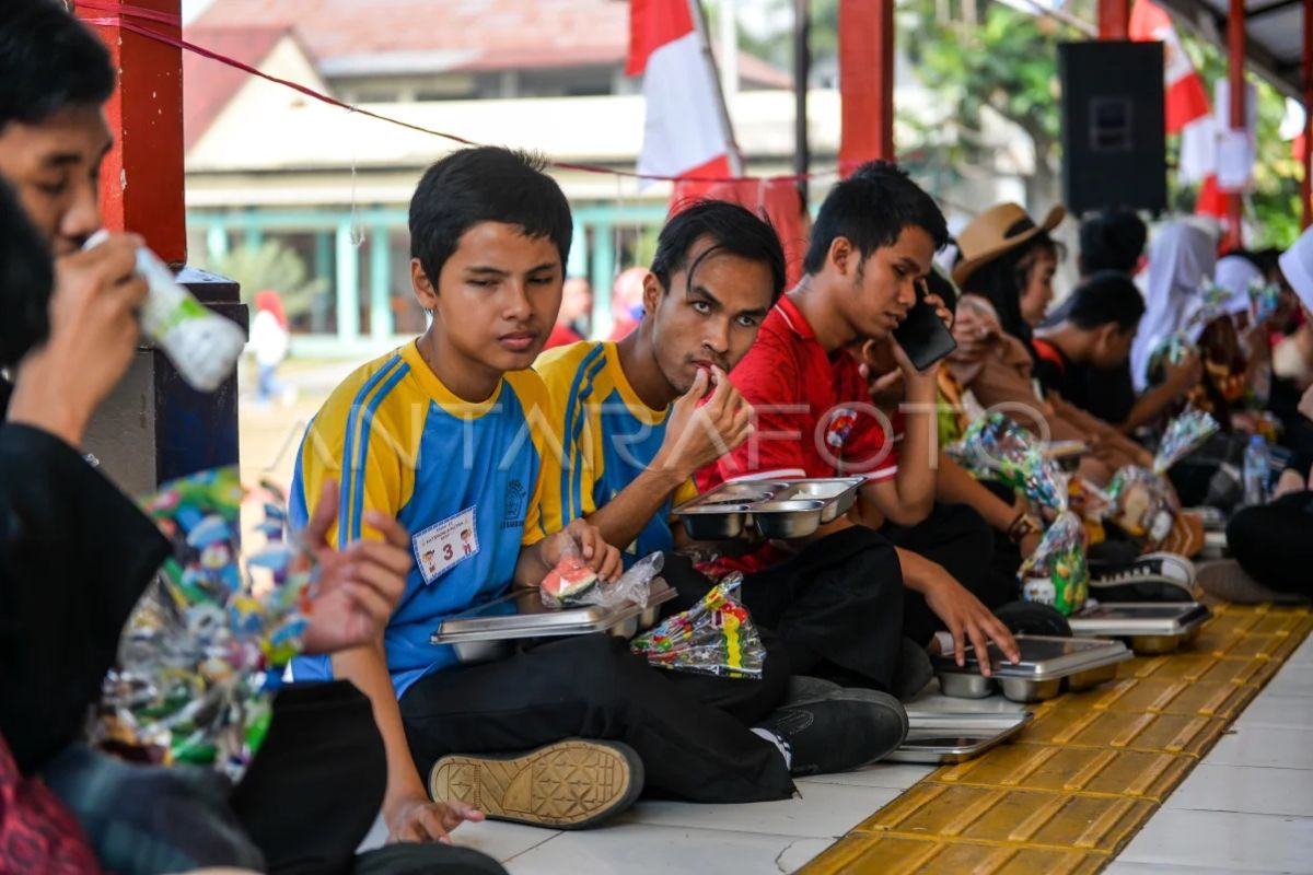 Foto: Anggaran MBG meningkat pada tahun 2027