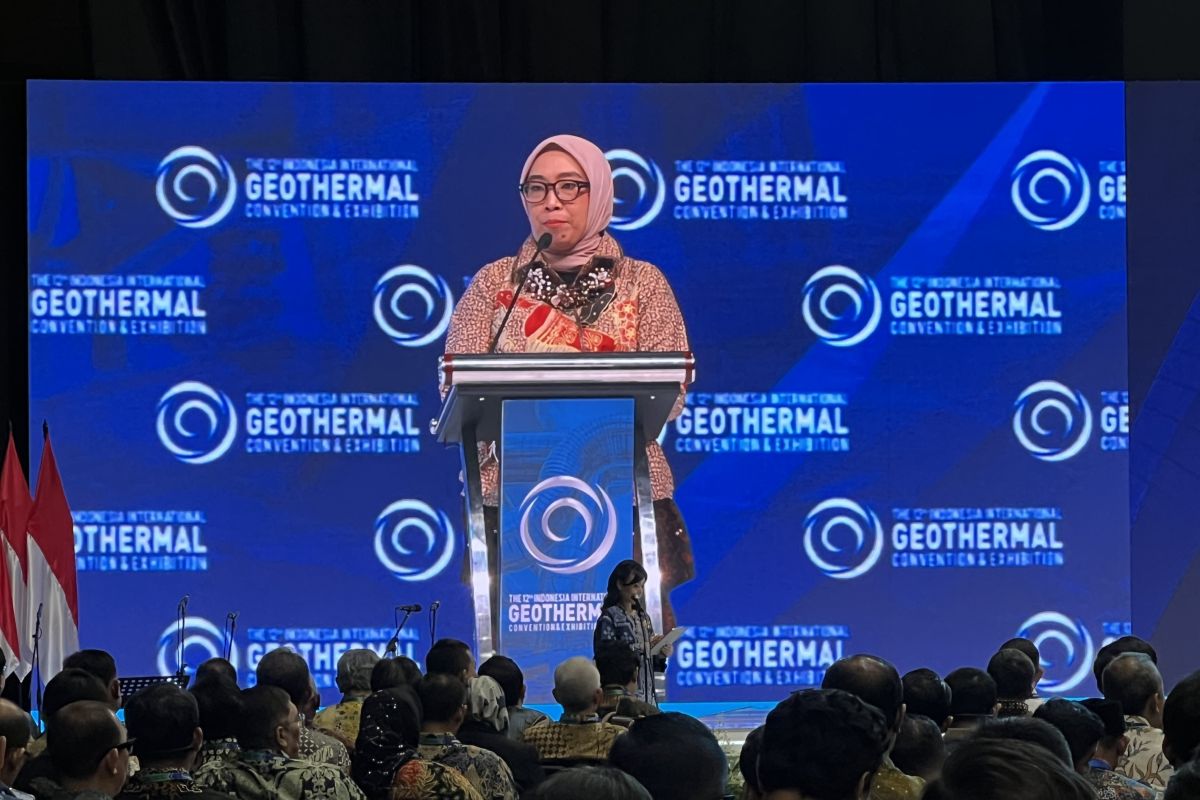Kementerian ESDM catat bauran EBT terkoreksi jadi 17 persen