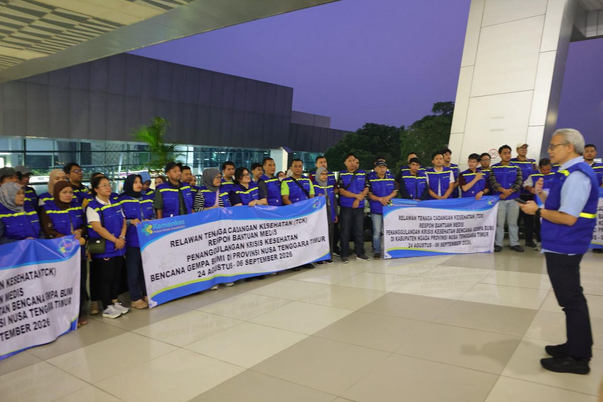 Kemenkes kirim 206 TCK pulihkan layanan kesehatan korban gempa NTT