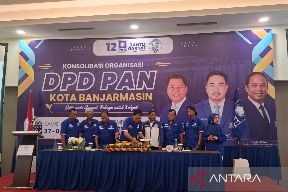 PAN Banjarmasin bangun kekuatan politik di 52 kelurahan - ANTARA News Kalimantan Selatan