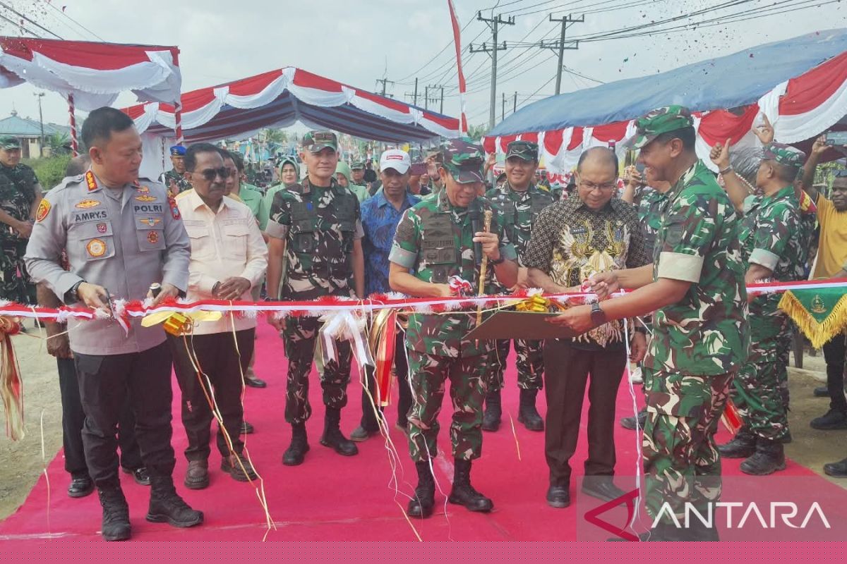 Pangdam: Jembatan Garuda permudah akses warga Kota Sorong
