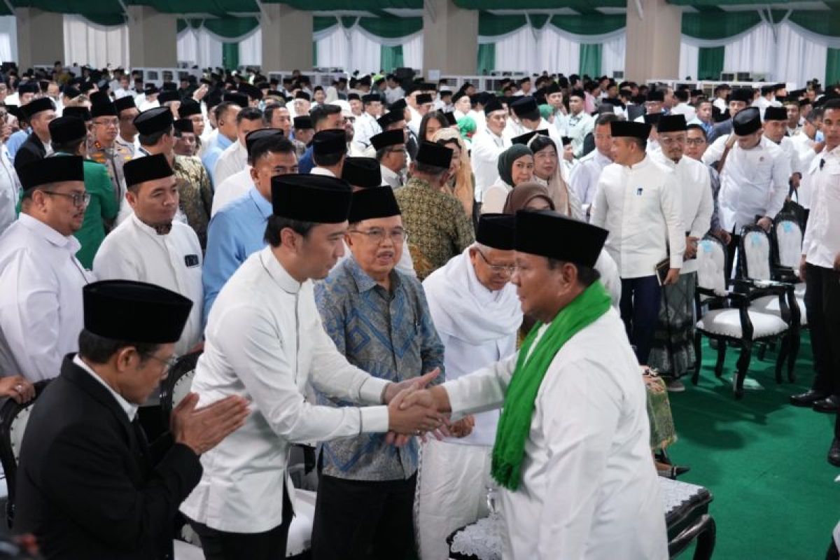 Ibas ajak NU perkuat persatuan dalam Muktamar Ke-35