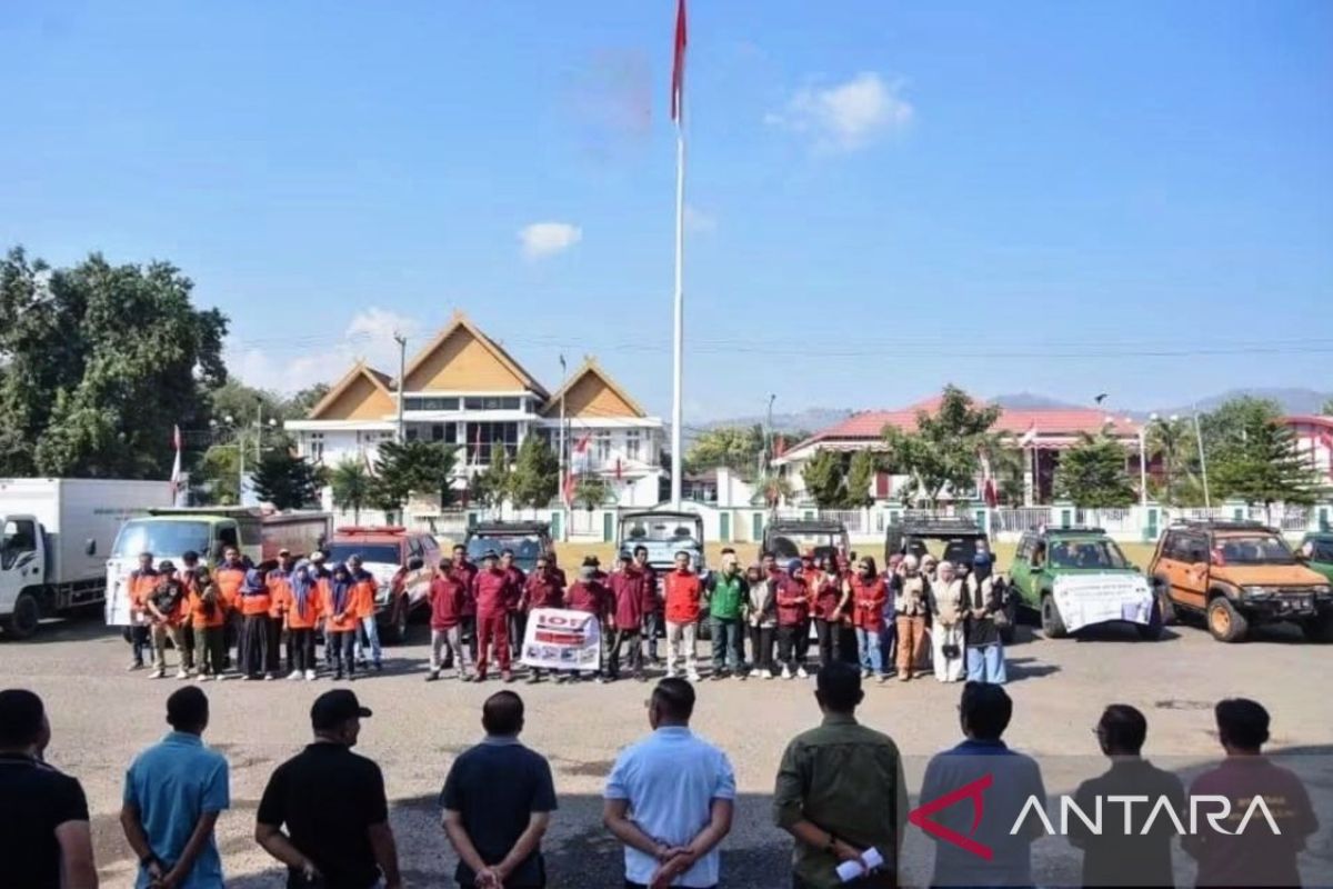 Pemkot Bima mengirim bantuan warga terdampak gempa di NTT