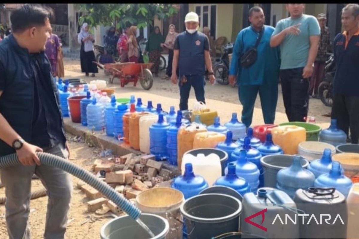 Karang Taruna Jambi Kirim 8 Ton Air Bersih Bantu Warga Kekeringan