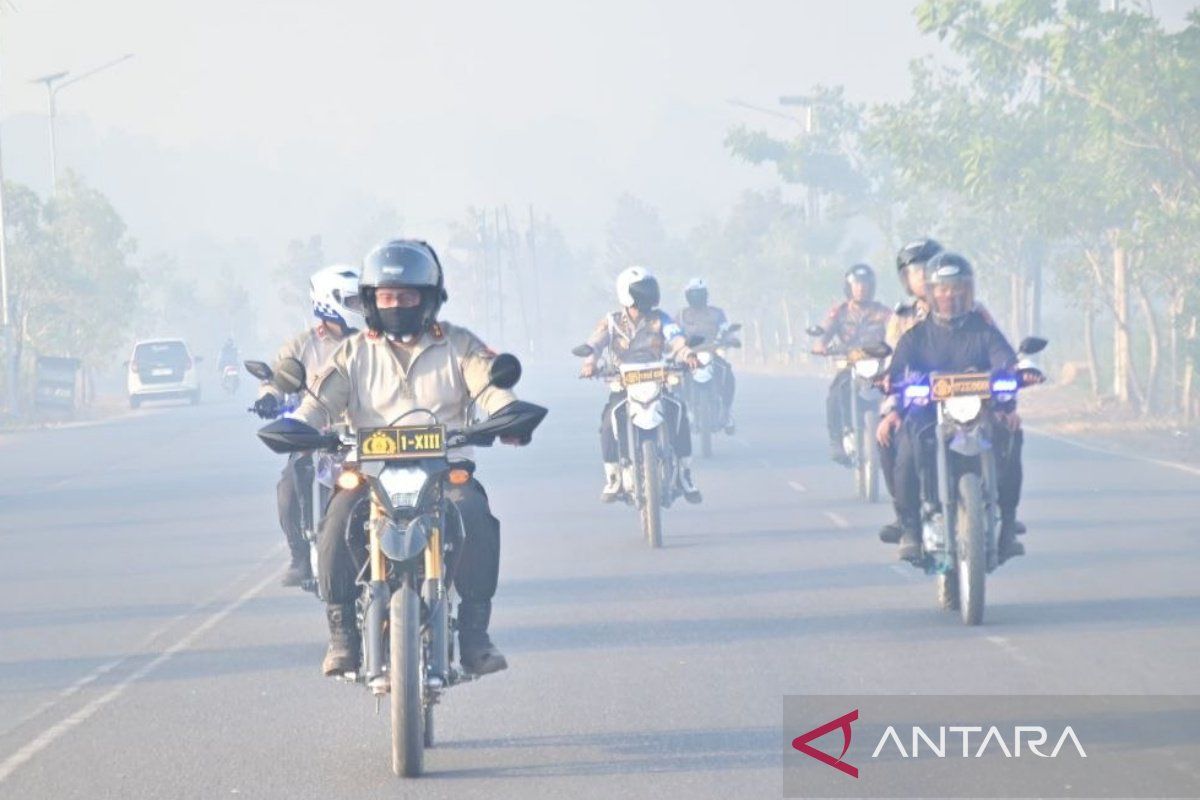 Kapolda Kalsel patroli roda dua pantau titik api di Banjarbaru