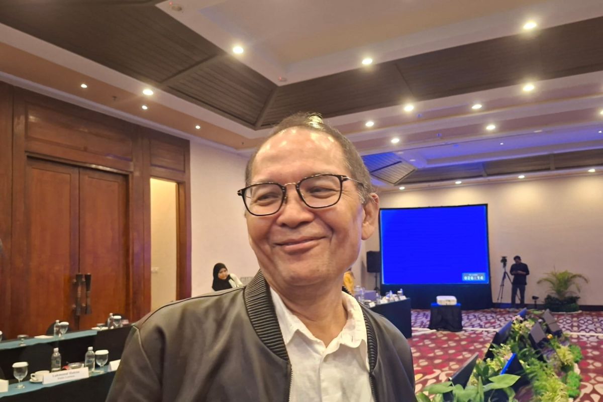 OJK minta dana pensiun jangkau lebih banyak pekerja informal 2026