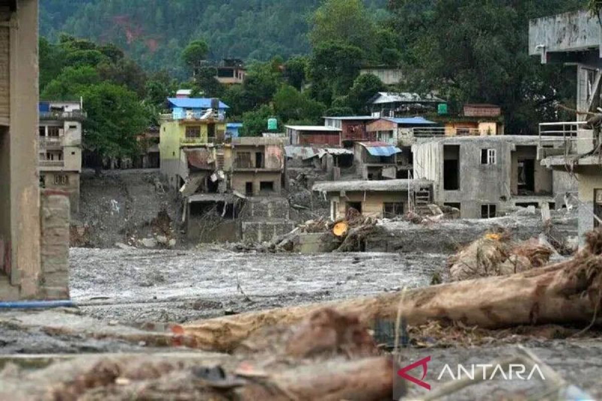 Banjir Nepal, 121 wisatawan asing diselamatkan