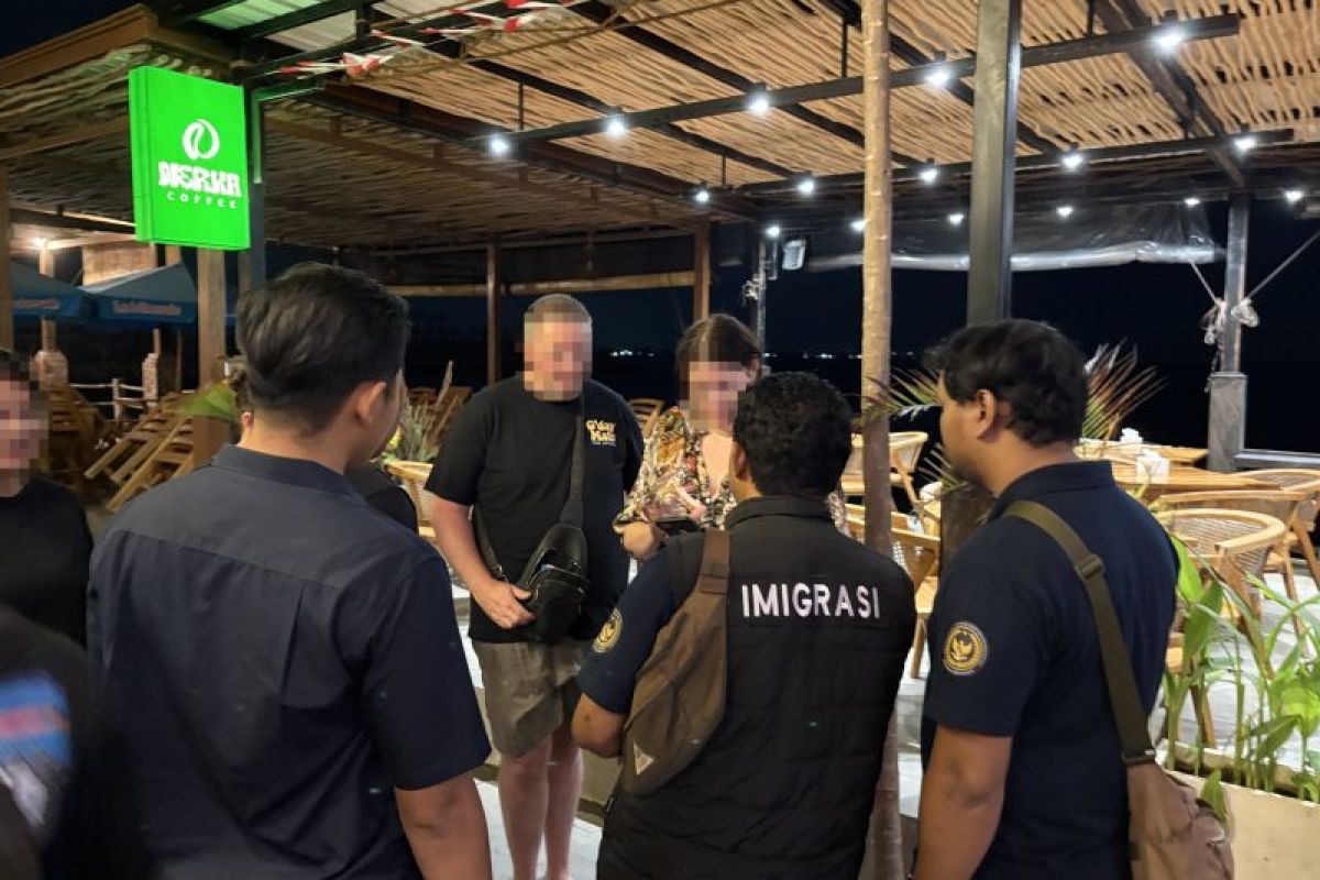 Imigrasi Denpasar amankan dua WNA Nigeria pelanggar aturan di Ubud - ANTARA News Bali