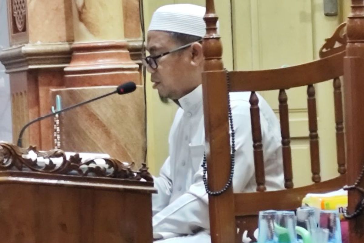 Guru Aspani Ingatkan Umat Muslim Jauhi Syirik Kecil dalam Tausyiah