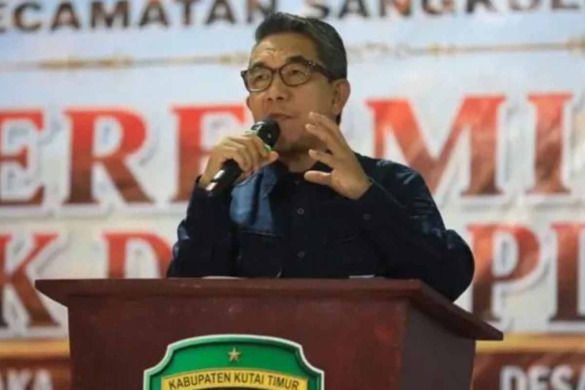 Bupati Kutim Alokasikan Dana RT untuk Pacu Ekonomi Lewat Listrik 24 Jam