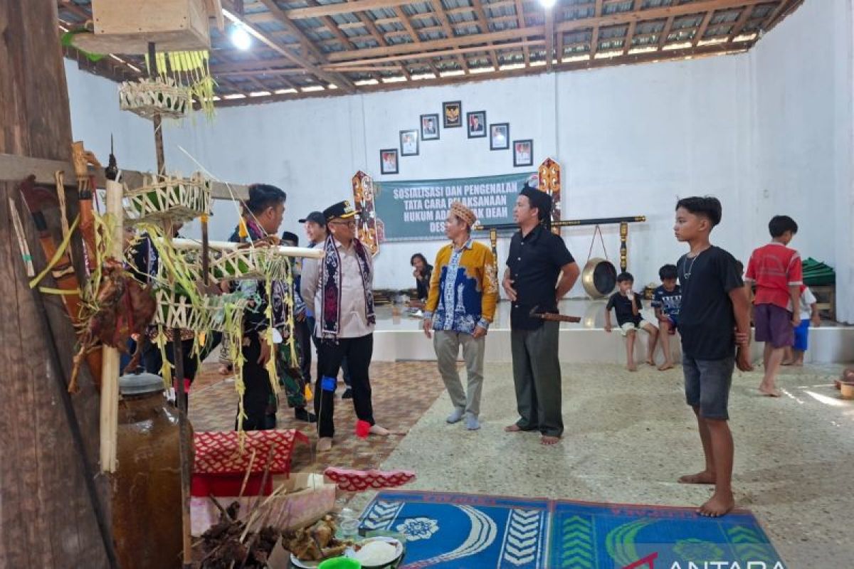 Desa Kaong gelar aruh adat Tolak Bala "Tawas Jaa" - ANTARA News Kalimantan Selatan