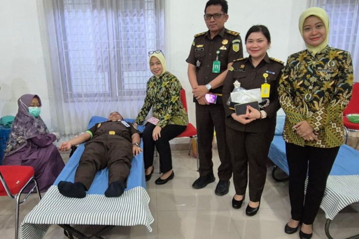 Harlah Kejaksaan ke-81, Kejari Sergai Gelar Donor Darah dan Baksos