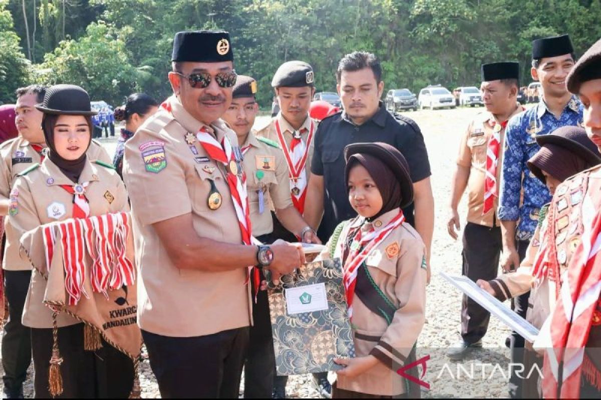 Bupati Madina Dorong Pramuka Kembangkan Pertanian Teknologi