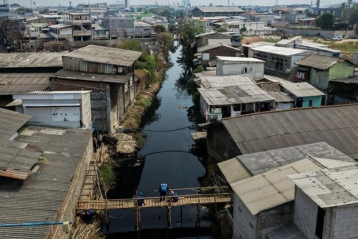 Pemkot Jakbar Siapkan Jembatan Baja Sementara di Tegal Alur