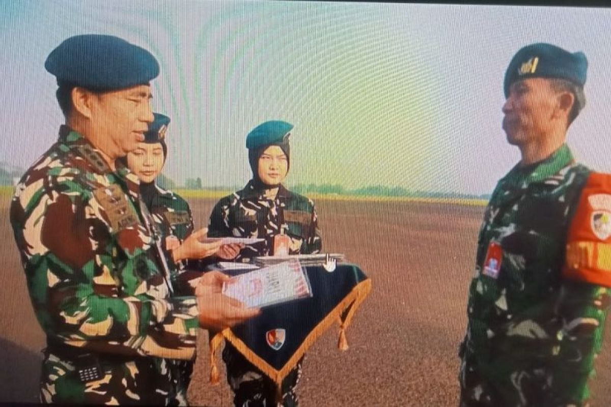 Danlanud Atang Sendjaja Apresiasi Kepedulian Kebersihan Lingkungan
