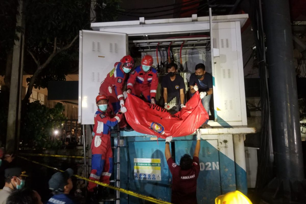 Aset gardu Stasiun LRT Pancoran rusak setelah pria tersengat listrik