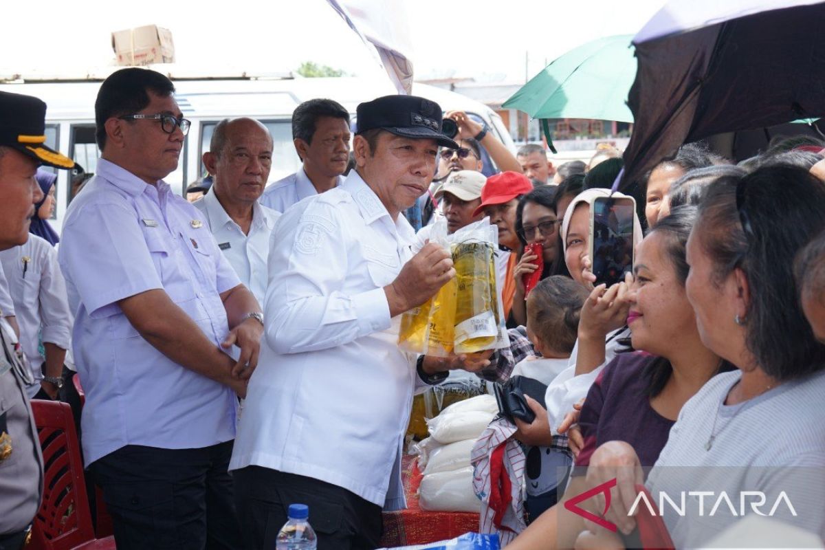 Pemkab Taput gelar Gerakan Pangan Murah dua hari tekan inflasi - ANTARA News Sumatera Utara