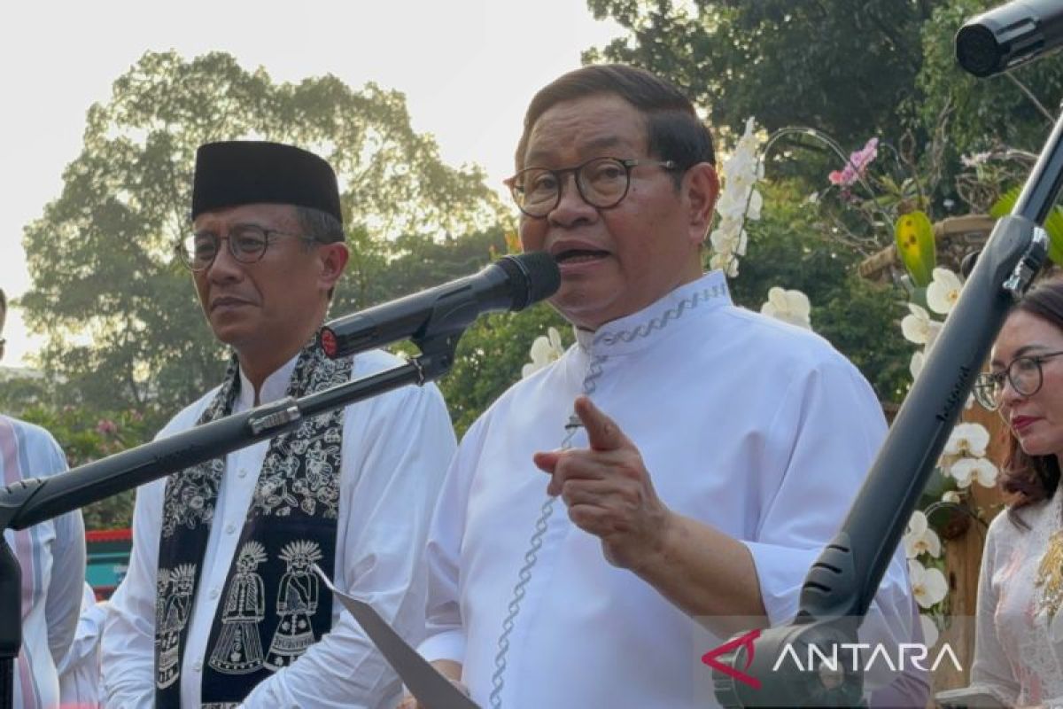 Pramono pertimbangkan usulan kenaikan tarif masuk Ragunan