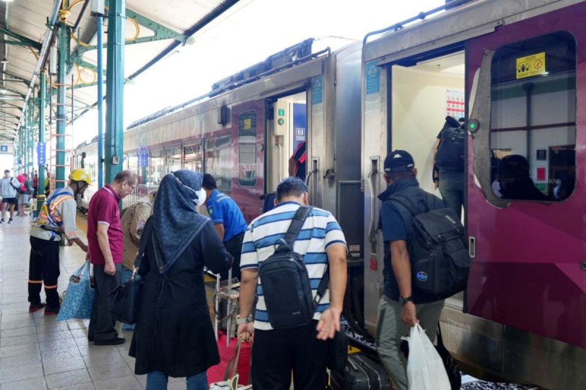 Daop 7: Satu juta orang gunakan layanan KA selama Agustus - ANTARA News Jawa Timur