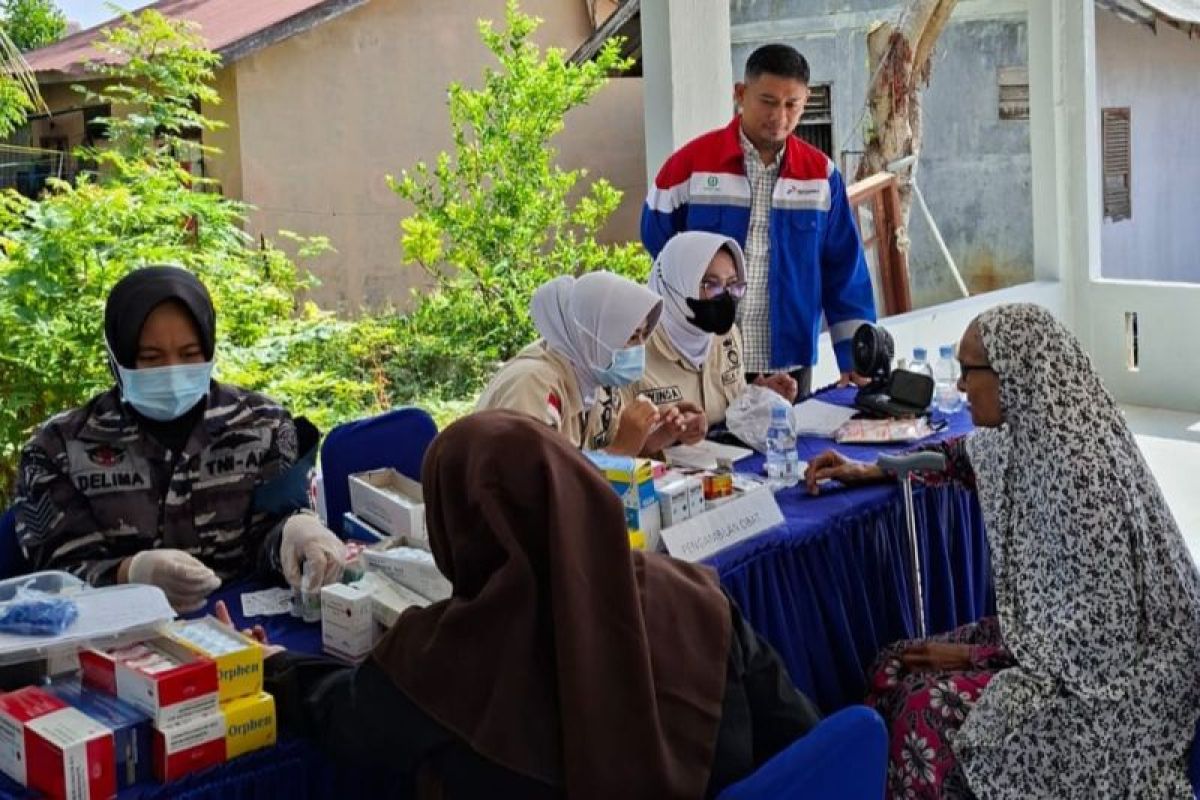 Bantu masyarakat pesisir, PHE NSO dan Lanal Lhokseumawe gelar bakti sosial - ANTARA News Aceh