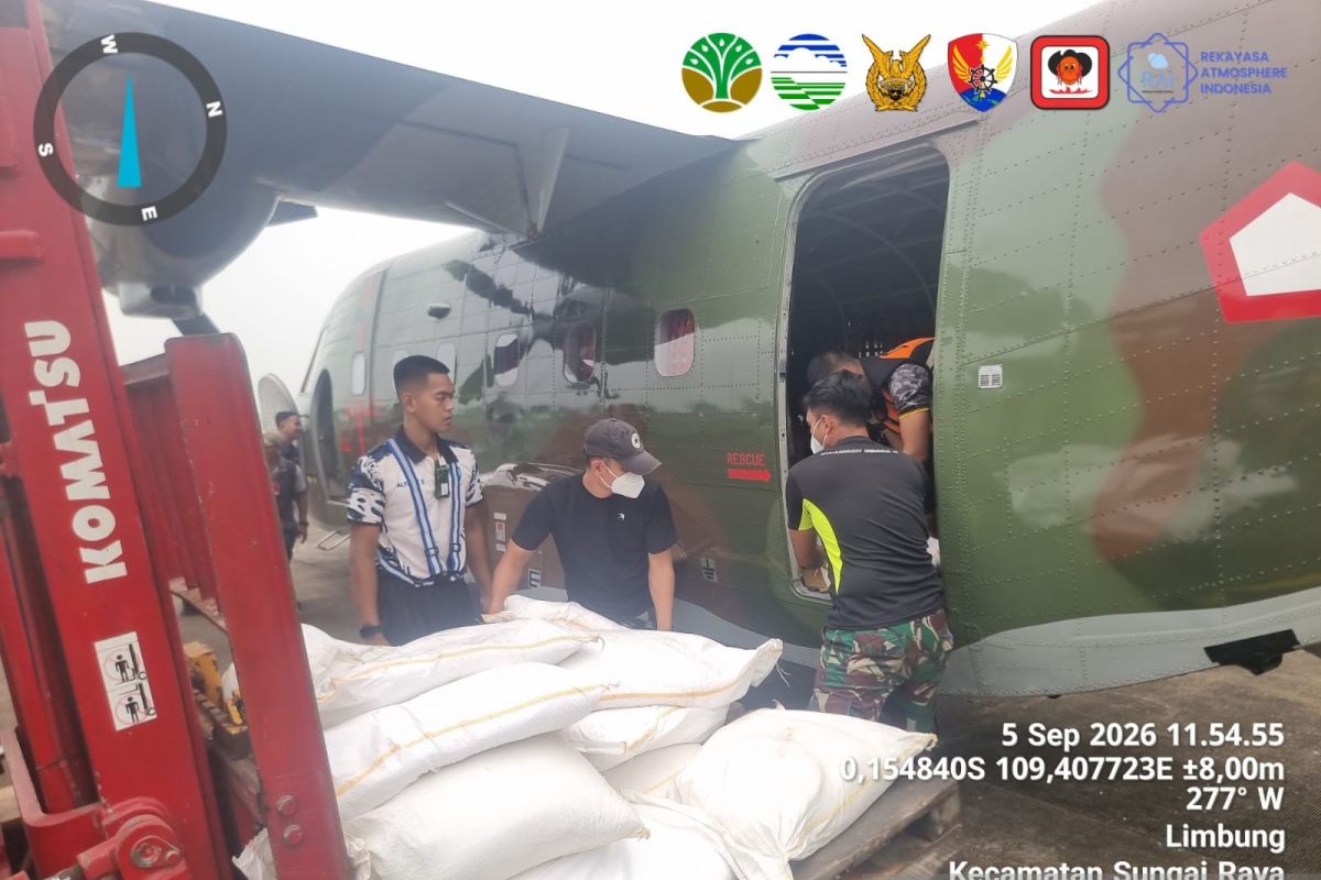 Kemenhut mulai lakukan OMC kendalikan Karhutla di Kalimantan