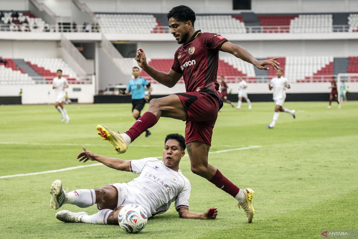 Java United Fc Java United bermain imbang 1-1 lawan Garudayaksa FC - ANTARA News