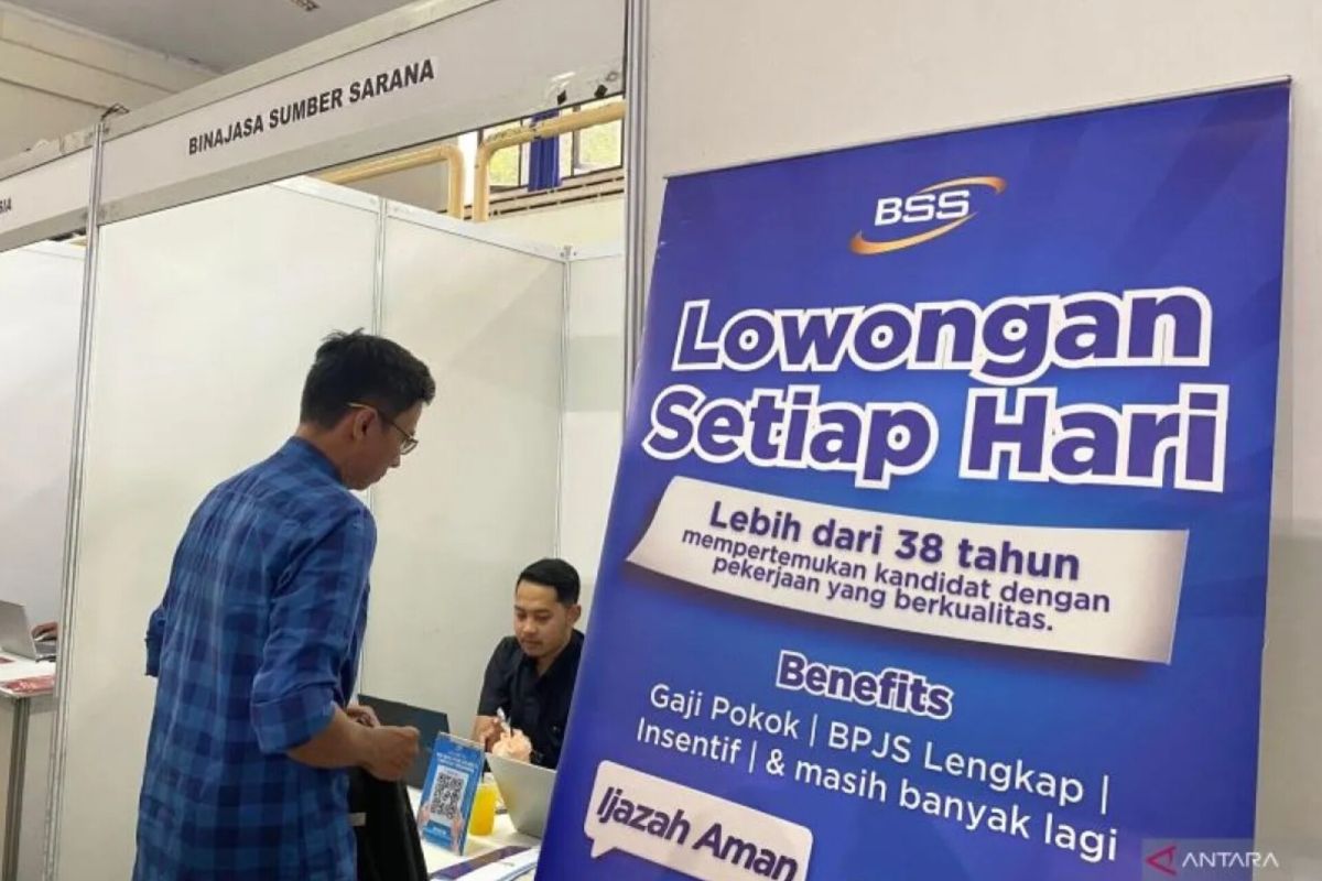 Tiga korban loker di Pasar Minggu telah terima pengembalian uang