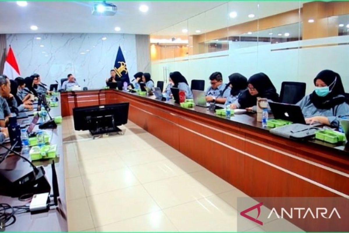 Perkuat profesionalitas JF Penyuluh Hukum, Kanwil Kemenkum Riau ikuti Penyusunan Evaluasi Jabatan tahun 2026
