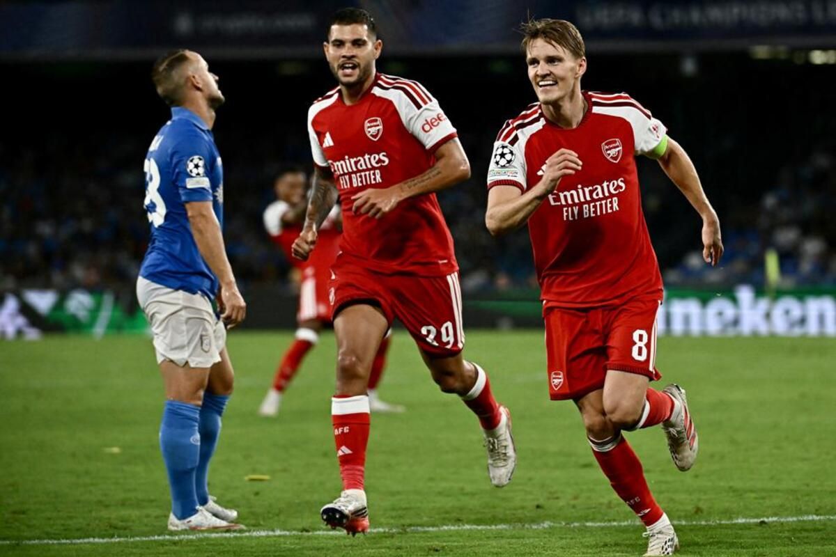 Gol Martin Odegaard menangkan Arsenal 1-0 di kandang Napoli