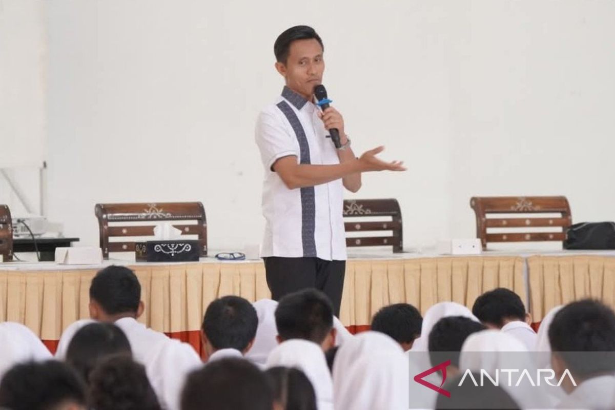 KPU NTB kenalkan demokrasi dan pemilu lewat ko-kurikuler siswa Mataram