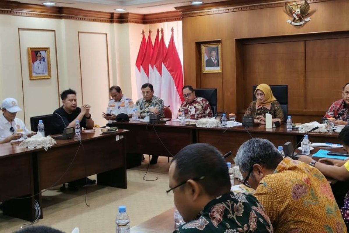 Penertiban parkiran di CNI ditunda, Pemkot Jakbar buka ruang dialog