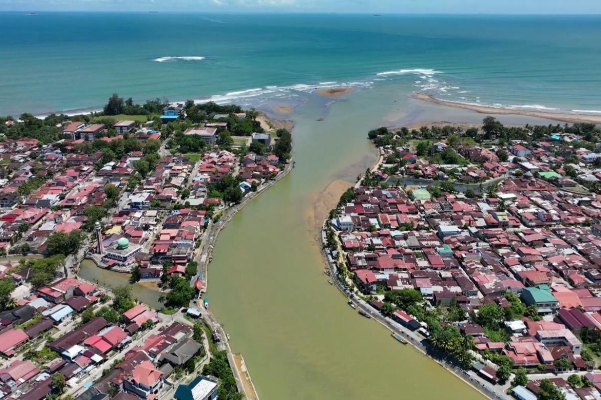 Akademisi Unand temukan perbedaan muara dua sungai usai dilanda banjir