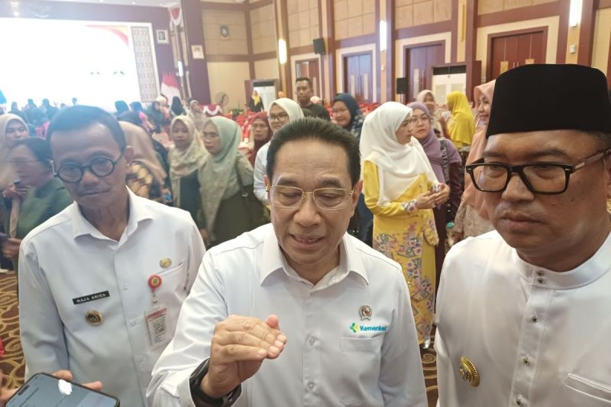 Wamenkes cek integrasi layanan cek kesehatan gratis dan skrining TBC di Tanjungpinang