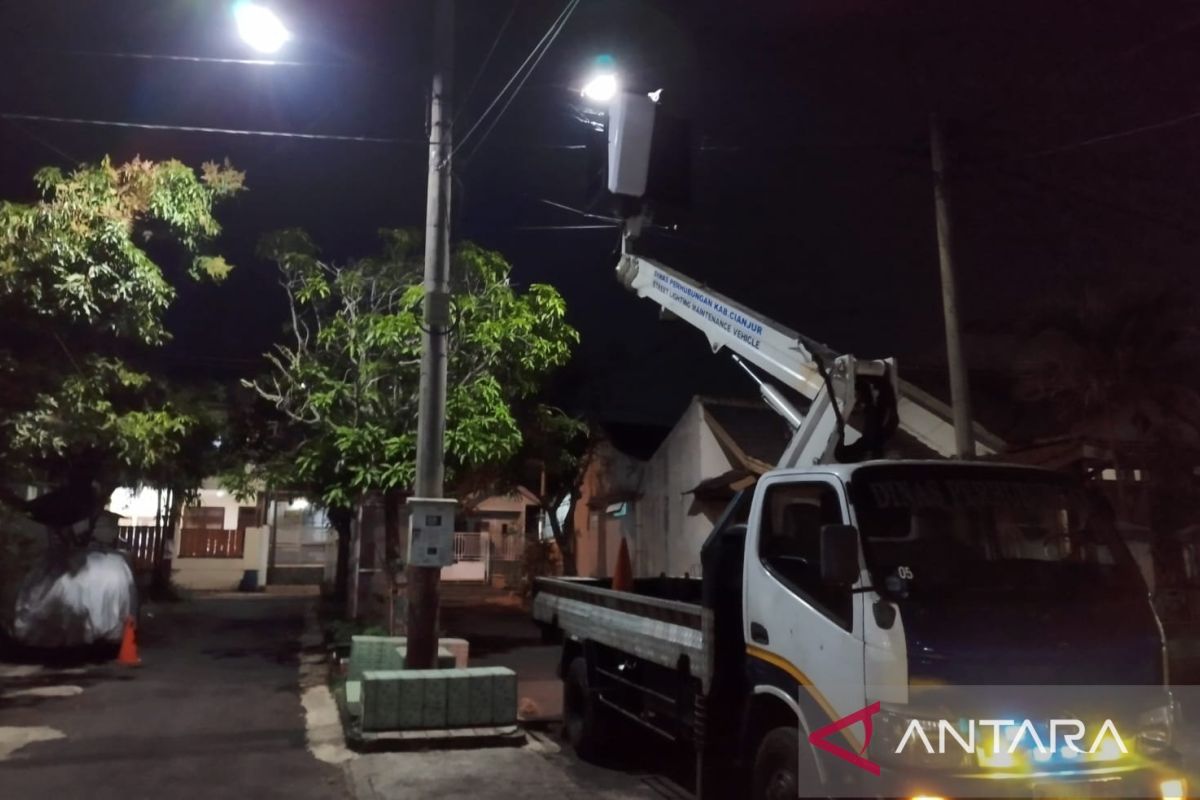 Cianjur perbaiki 700 titik PJU Januari-Agustus 2026 - ANTARA News Megapolitan