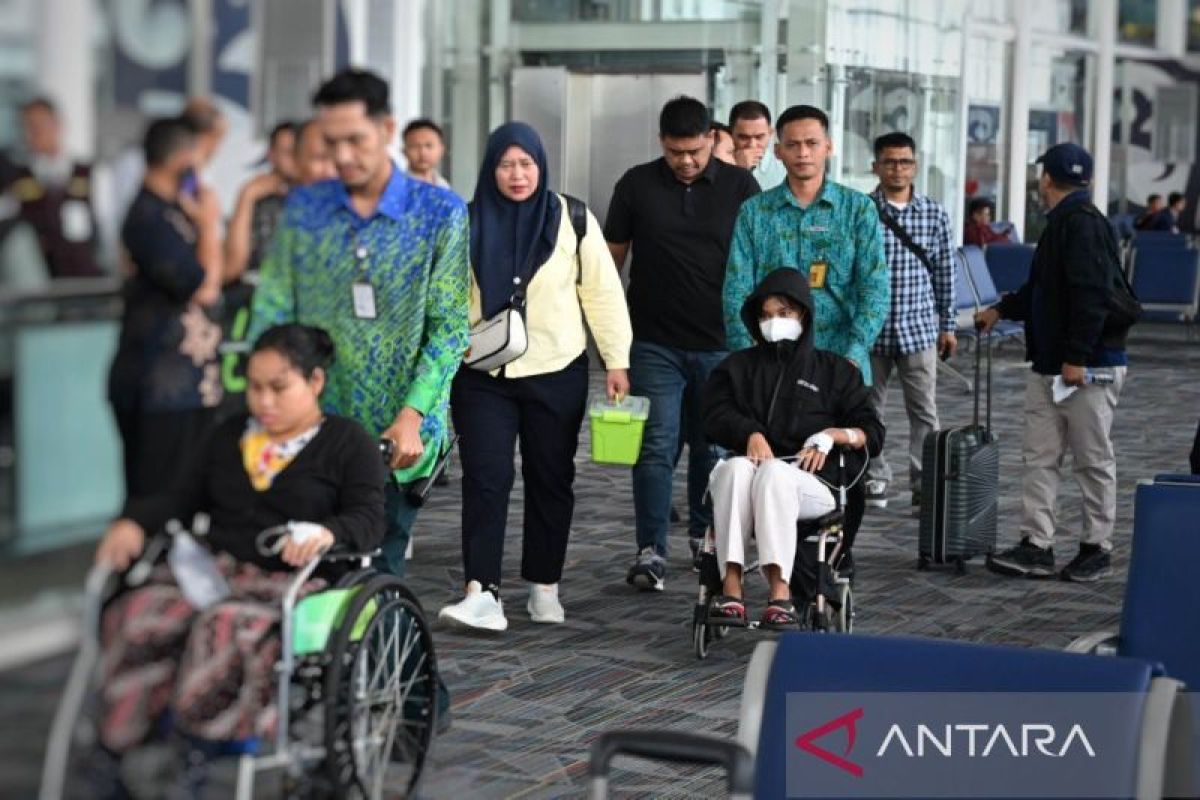 Gubsu Imbau Warga Hentikan Polemik Korban MBG Karo