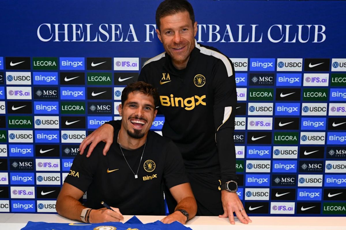 Pedro Neto perpanjang kontrak bersama Chelsea hingga 2032 - ANTARA News Ambon, Maluku